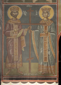 Αγ. Κωνσταντίνος και Ελένη, στο δεξιό Ν. κεραίας
